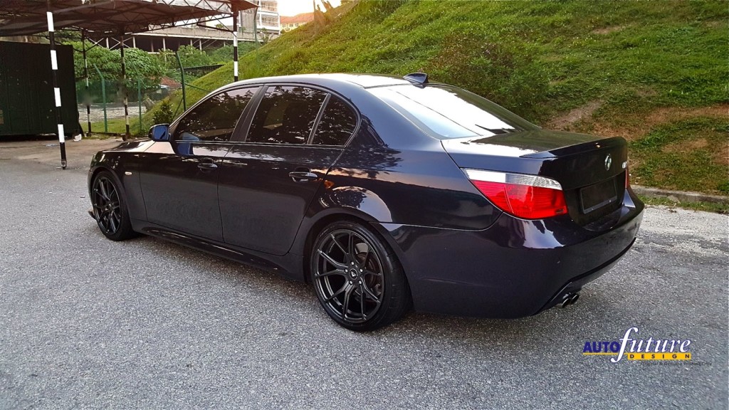 BMW E60 V-FF 103  Left REar Three Quarter