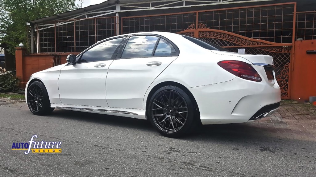 W205 V-FF 107 4