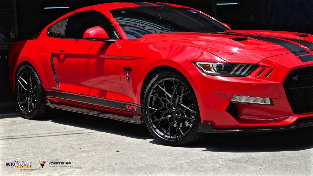 Ford Mustang-11